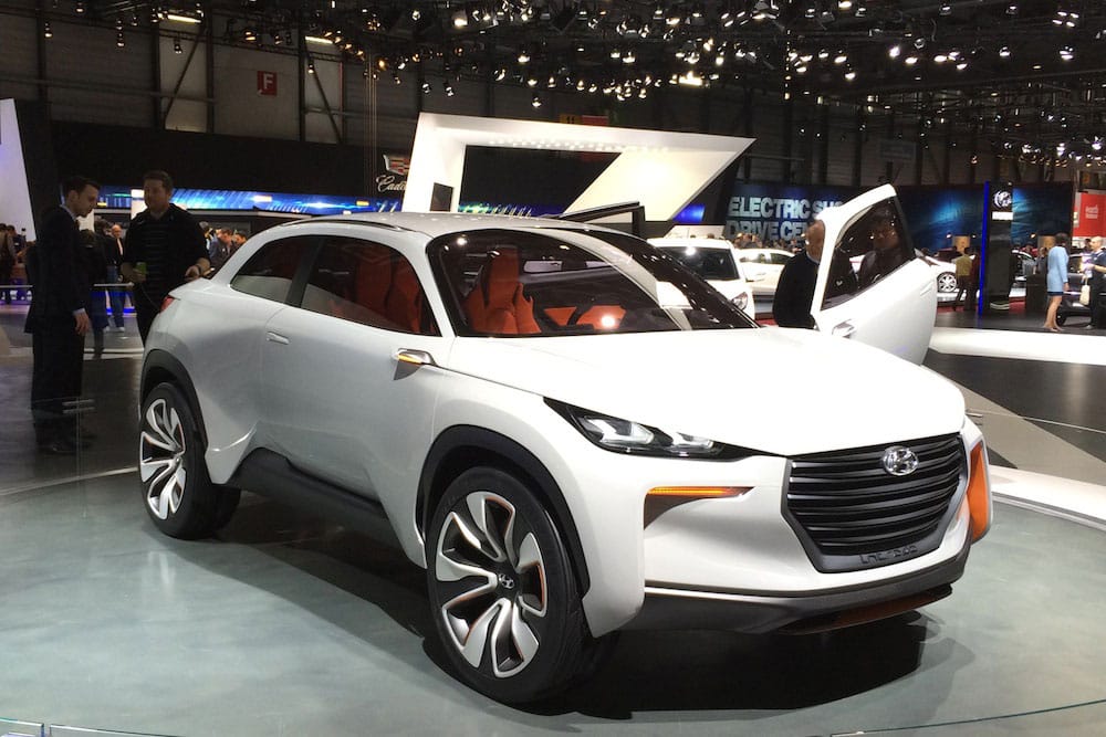 Hyundai Intrado concept car 01 (The Car Expert, 2014)