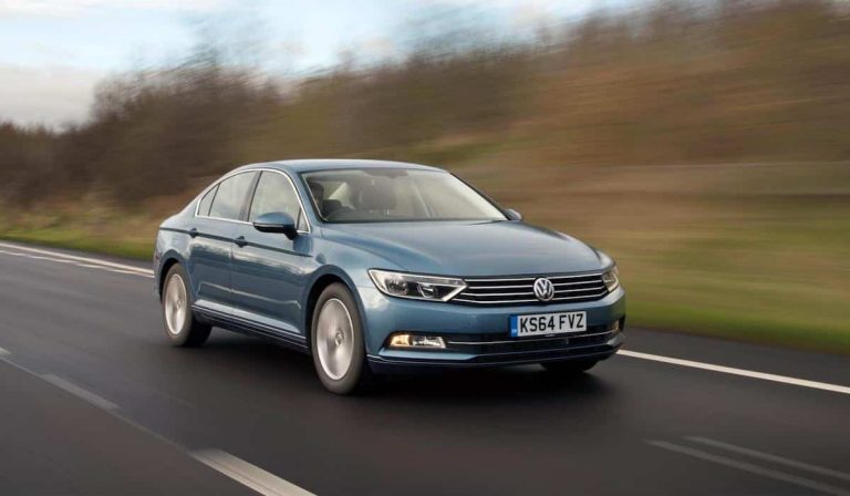 Volkswagen Passat review (The Car Expert)