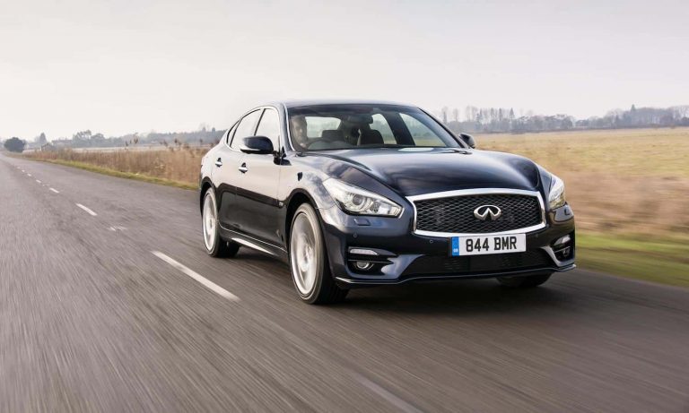 Infiniti Q70 review