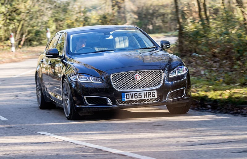 Jaguar XJ review (The Car Expert)
