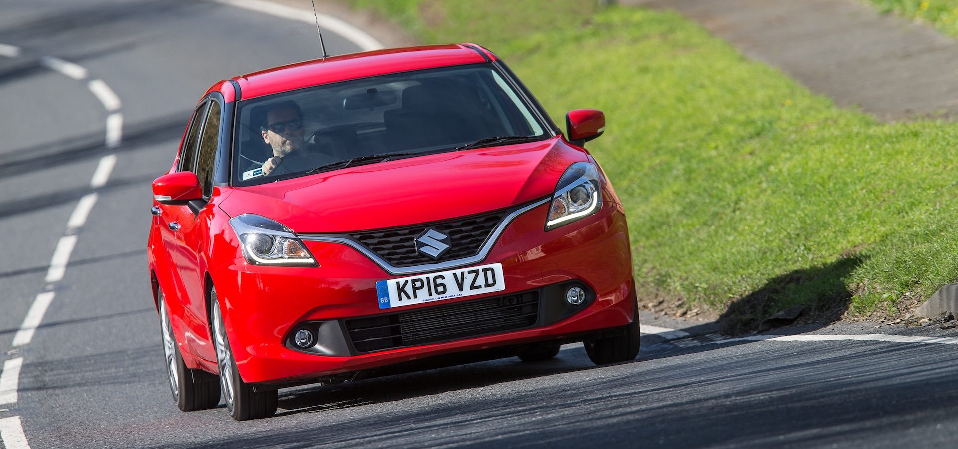 Suzuki Baleno 2016 review wallpaper | The Car Expert