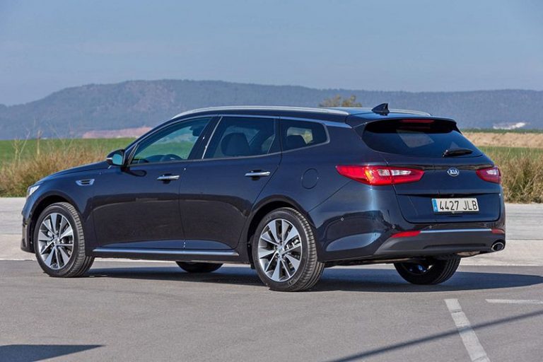 Kia Optima Sportswagon estate targets fleets