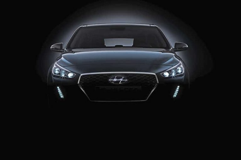 Hyundai hints at look of new i30