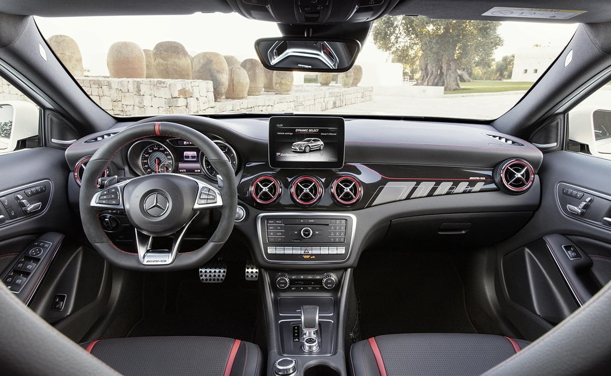 Mercedes-Benz GLA 02