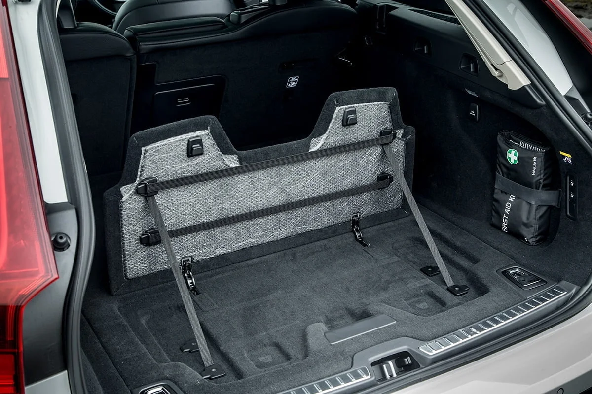 Volvo V90 Cross Country 16