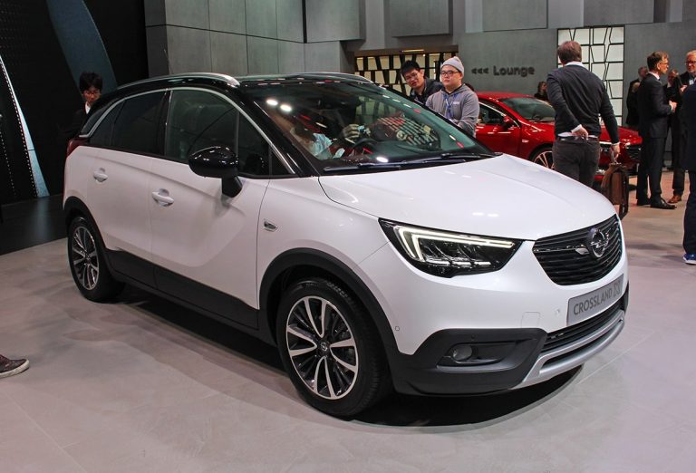 Geneva: Vauxhall Crossland X carries hopes