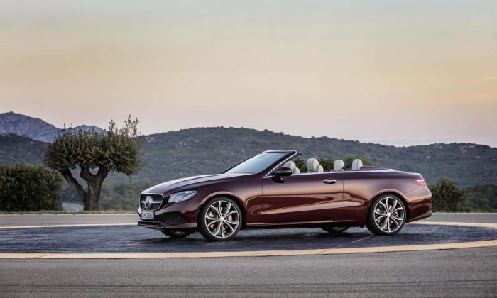 Mercedes-Benz E-Class Cabriolet 01