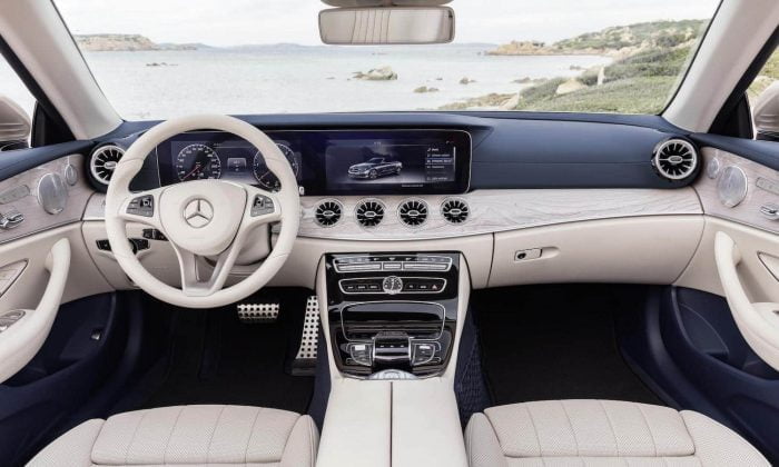Mercedes-Benz E-Class Cabriolet 06