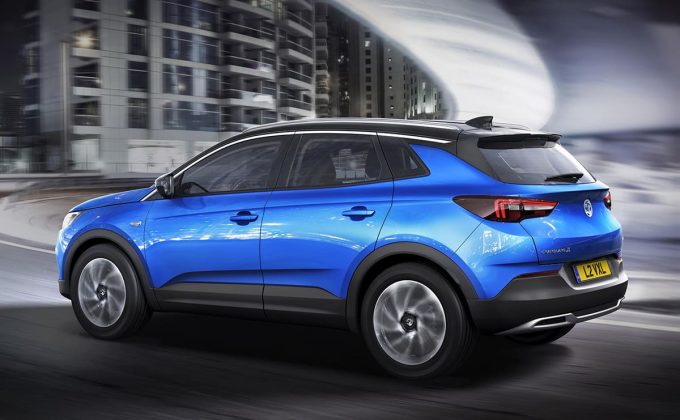 Vauxhall Grandland X side