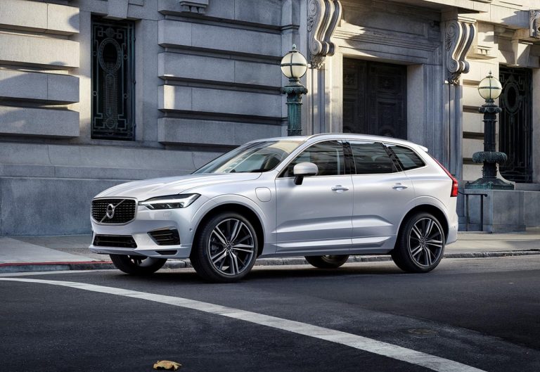 Volvo XC60 on UK roads in Autumn