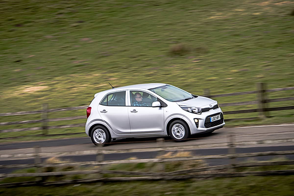 Kia Picanto review April 2017