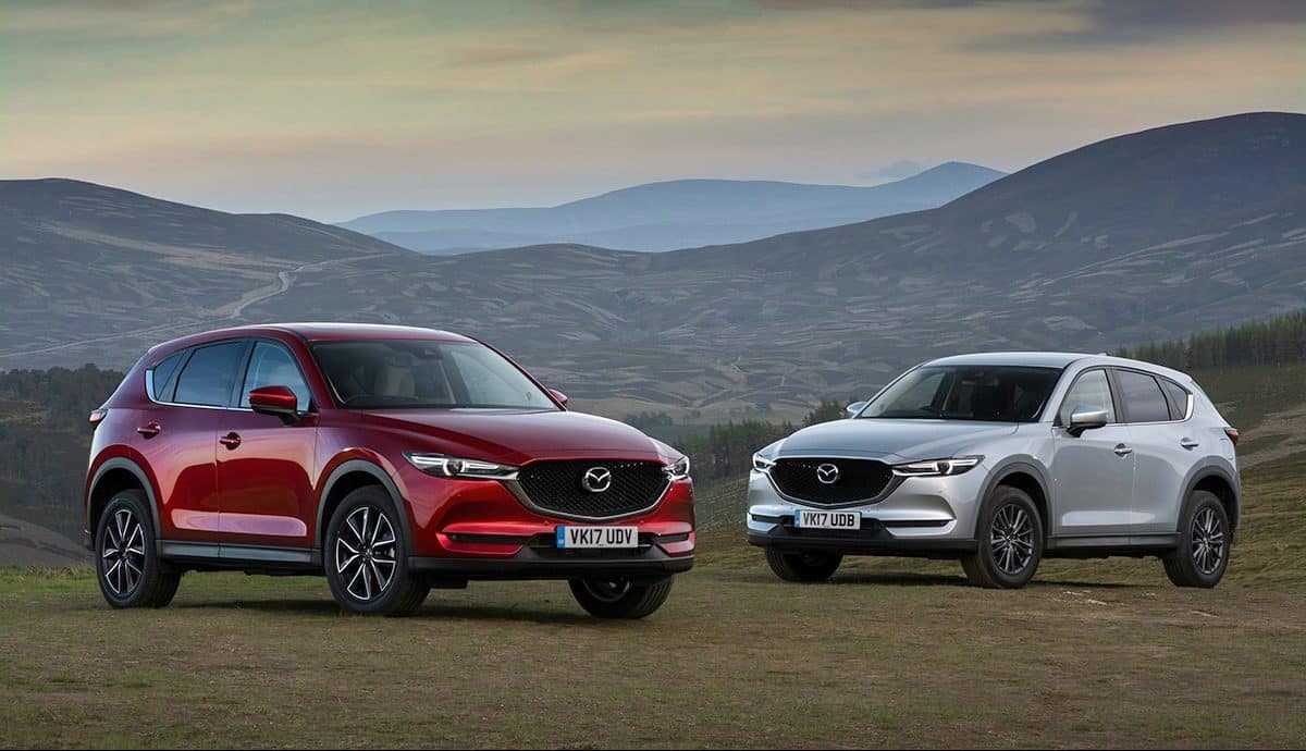 Mazda CX-5 2017 - red and silver | The Car Expert