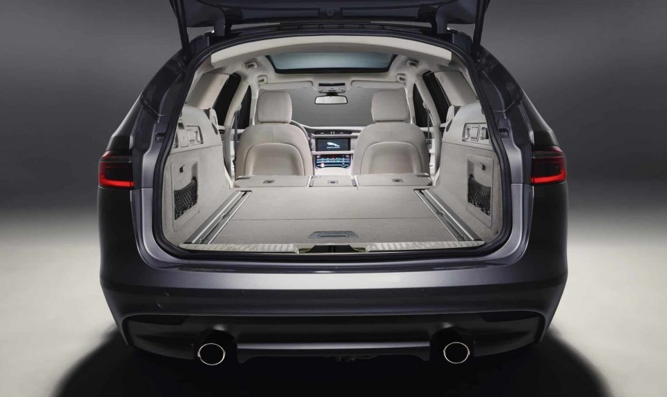 Jaguar XF Sportbrake load space