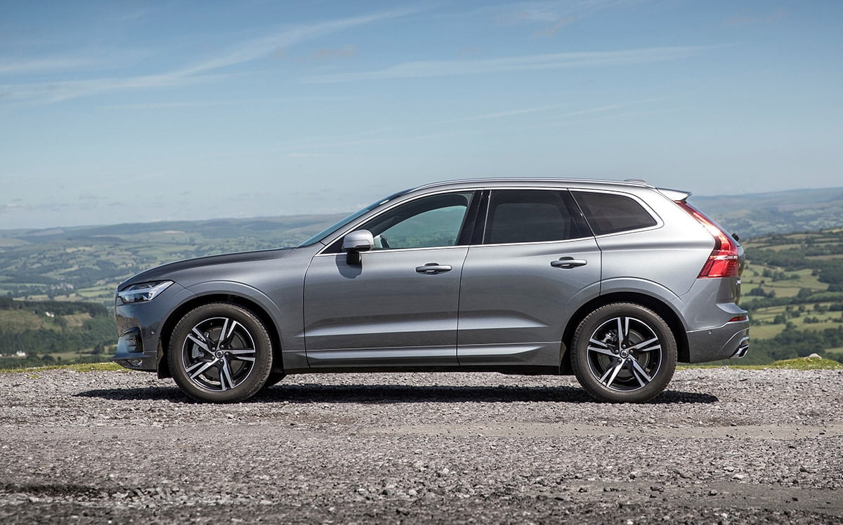 Volvo XC60 static side profile | The Car Expert