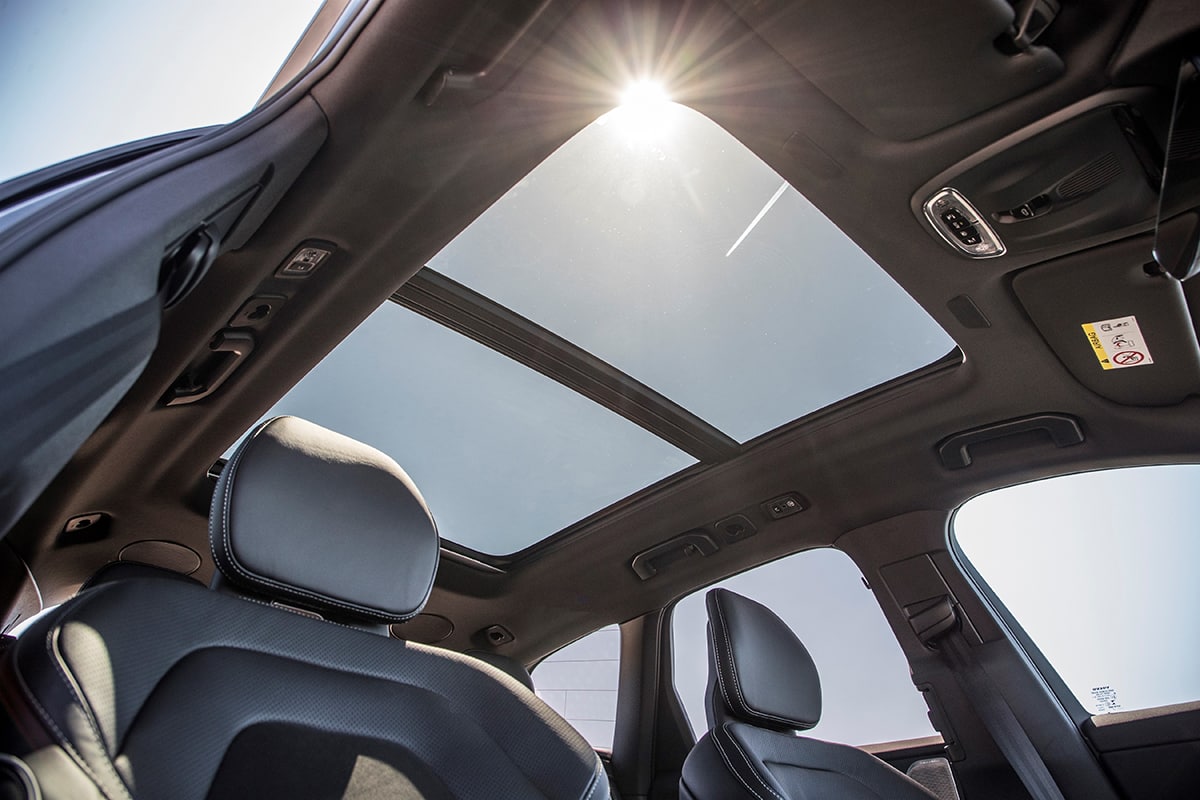 Volvo XC60 panoramic roof | The Car Expert