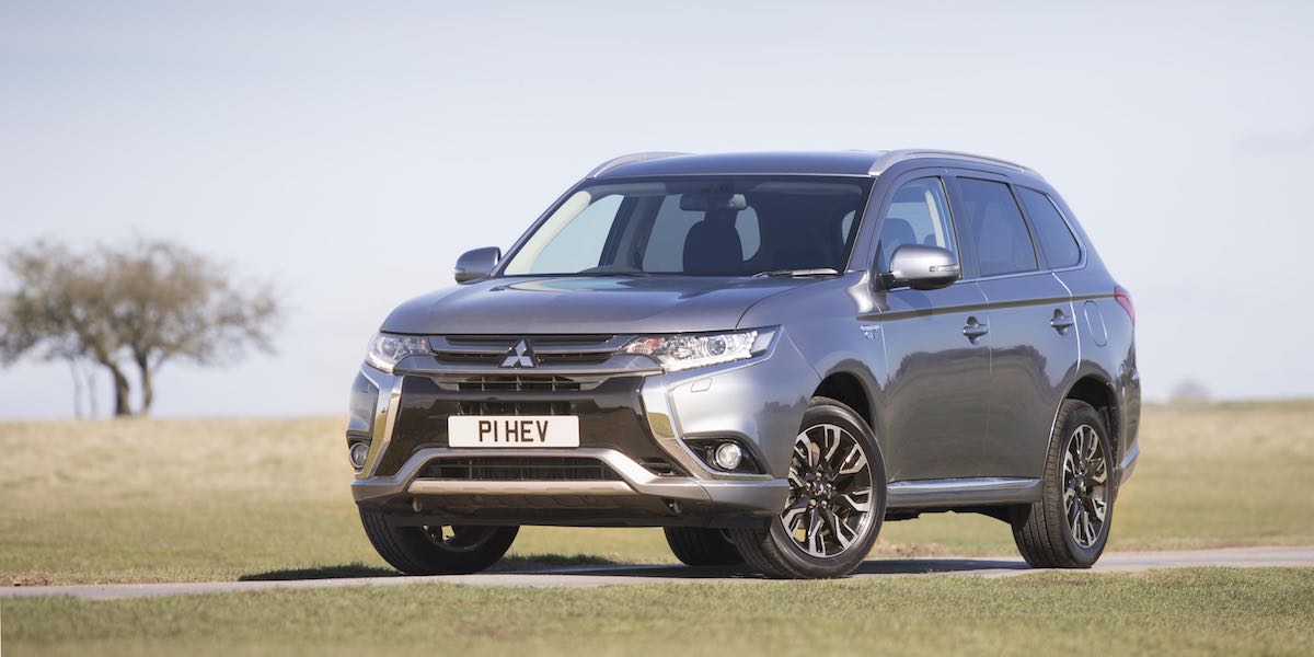 Mitsubishi Outlander PHEV - July 2017