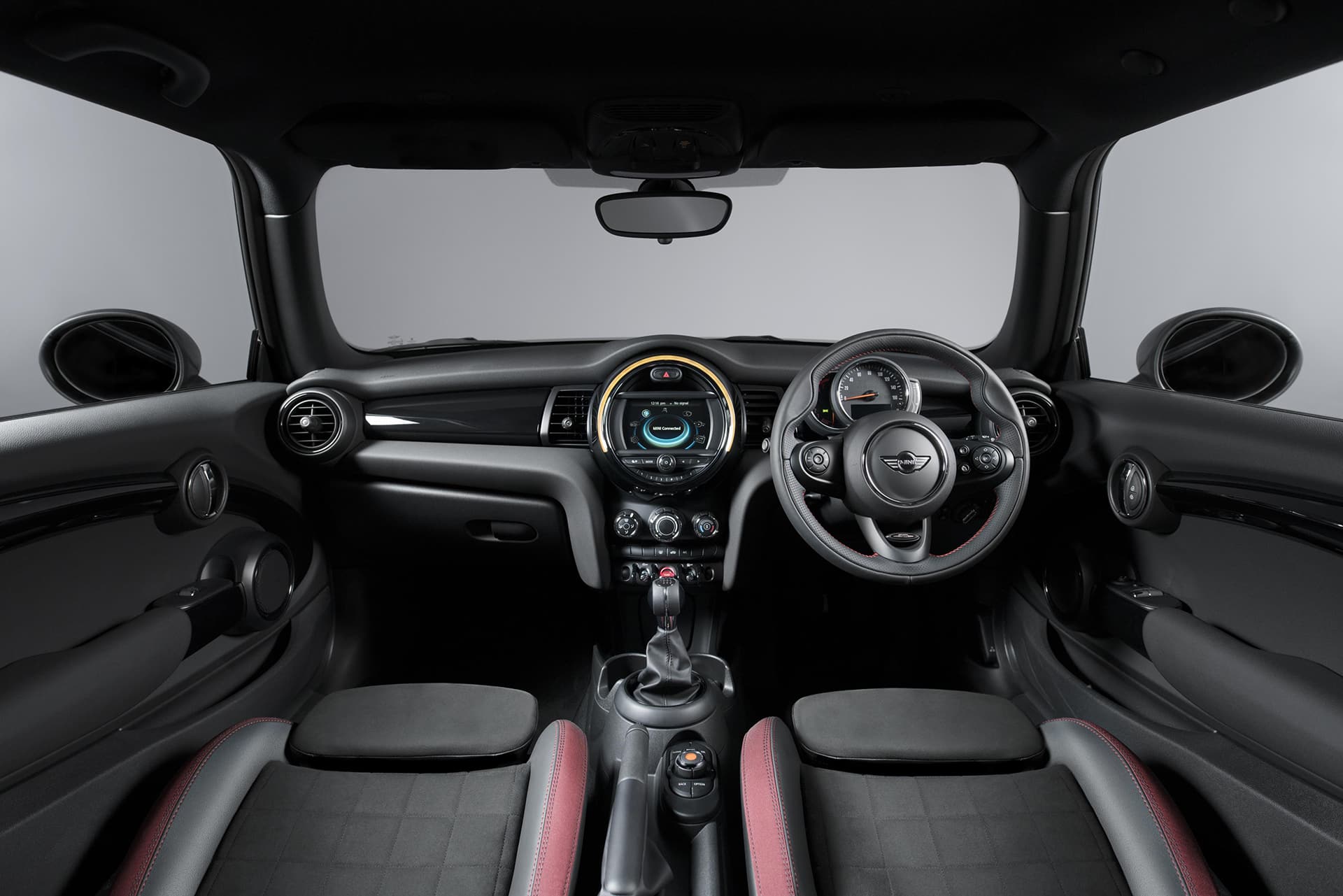 MINI 1499 GT The Car Expert interior