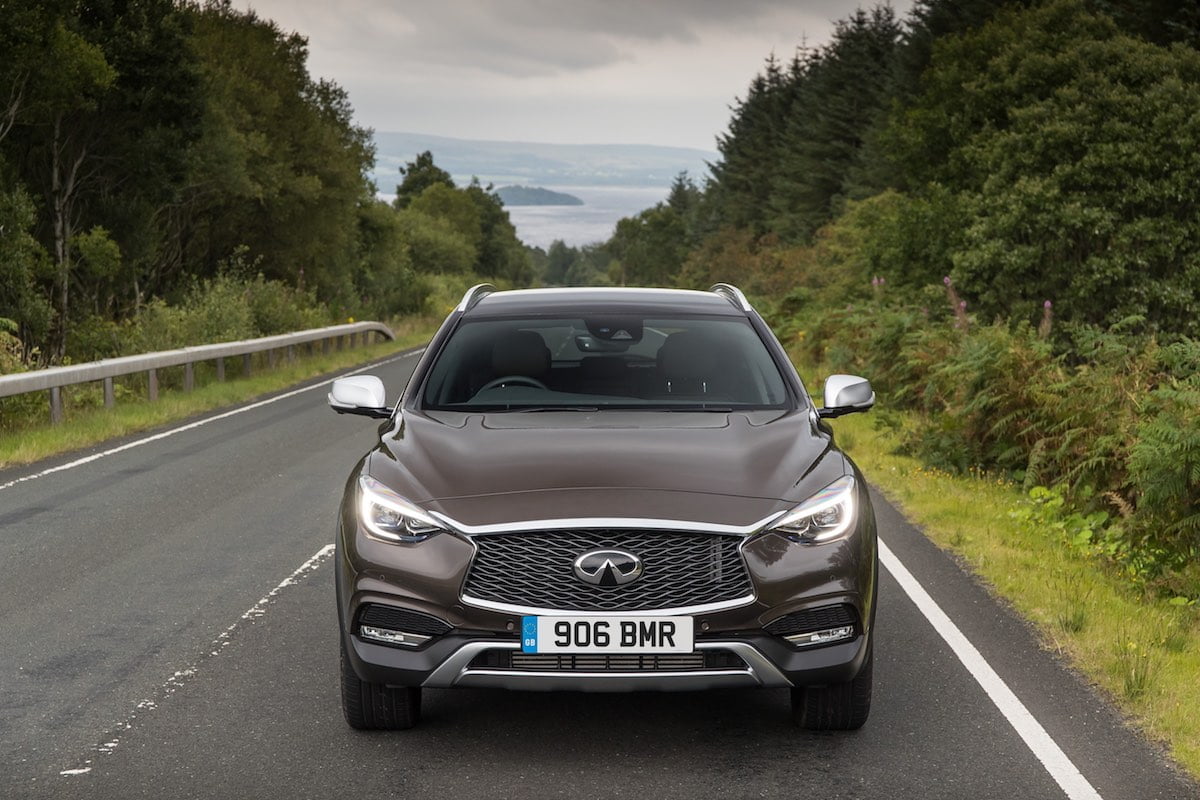 Infiniti Q30 updates (The Car Expert)