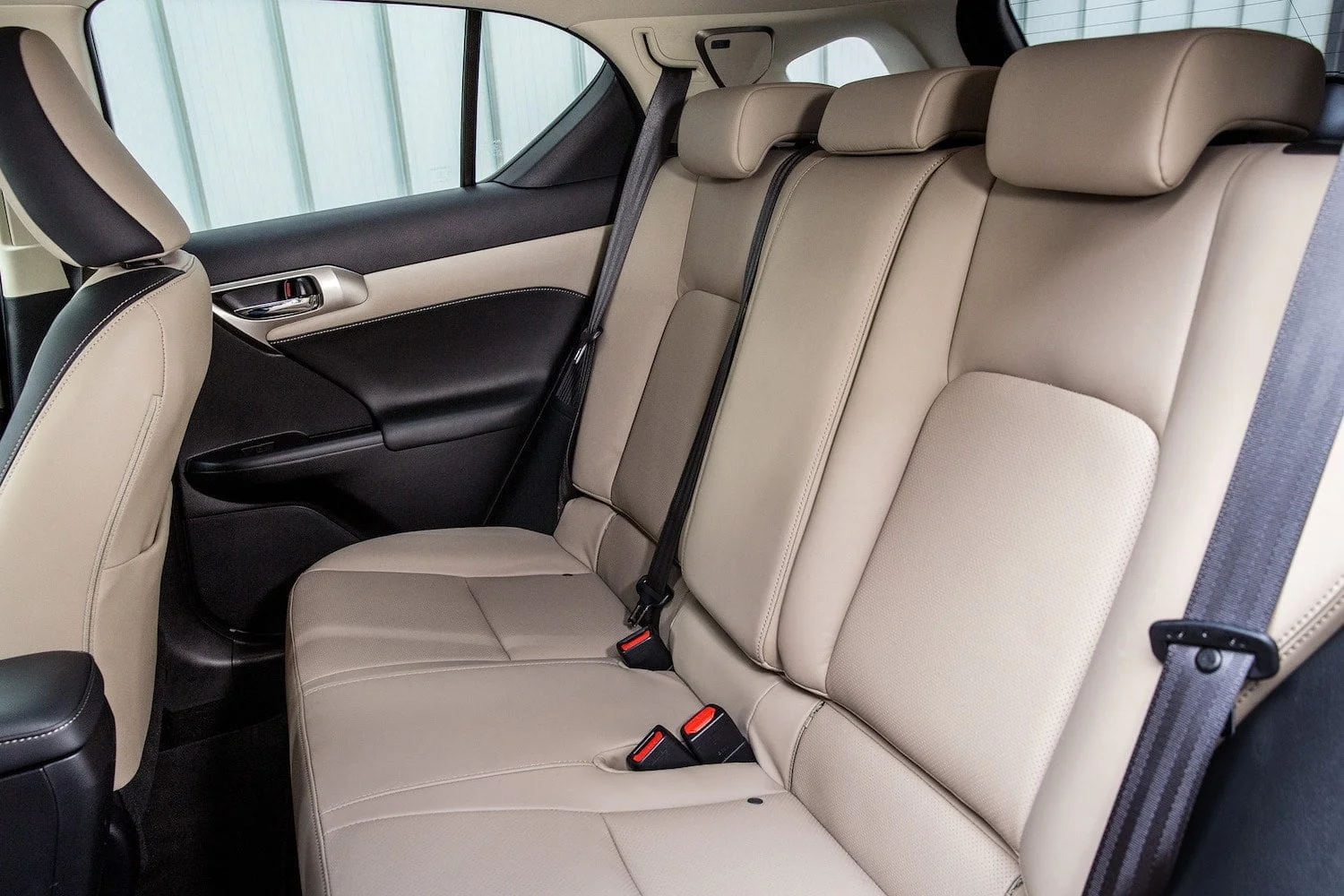 Lexus CT 200h rear seat