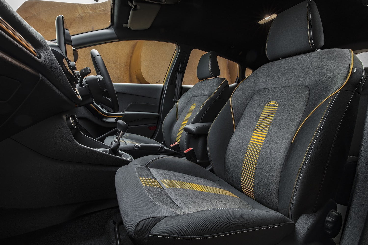 Ford Fiesta Active front seats