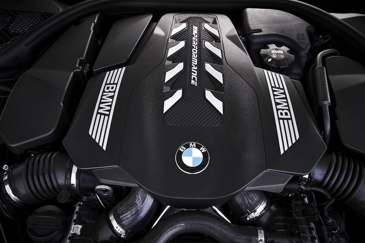 BMW 8 Series M850i engine