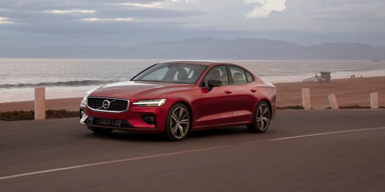 2019 Volvo S60 test drive wallpaper | The Car Expert