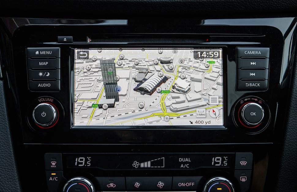 2019 Nissan Qashqai - NissanConnect infotainment