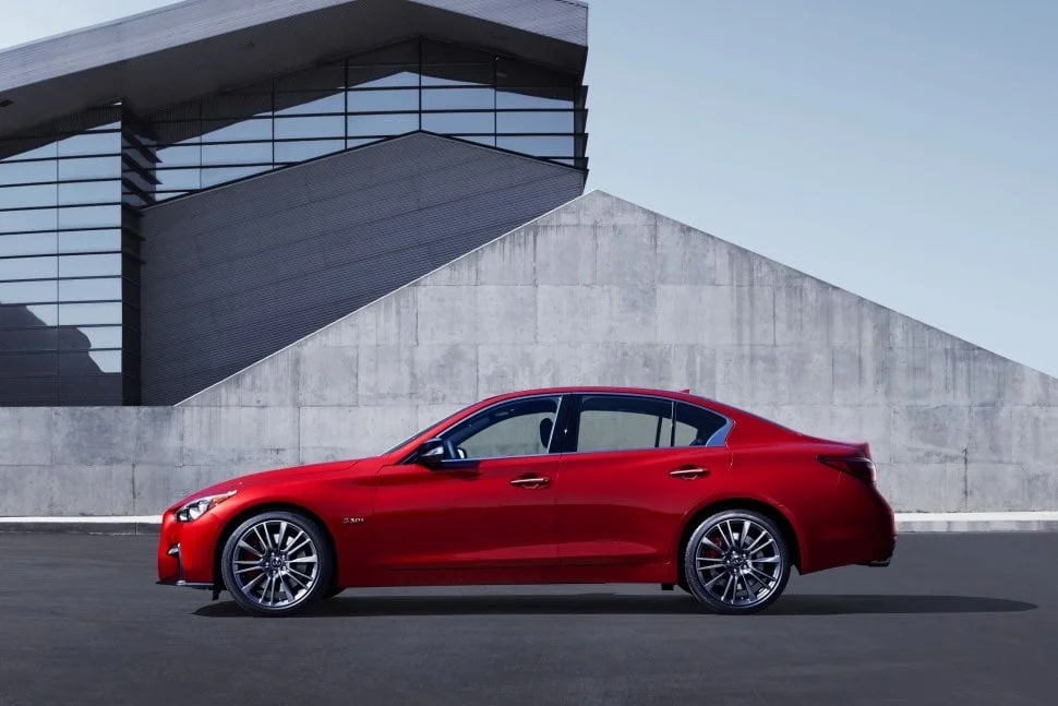Infiniti Q50S Hybrid AWD review - side | The Car Expert