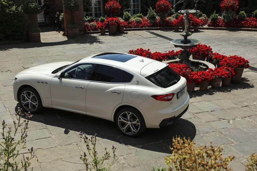 Maserati Levante (2016 - present) rear view | The Car Expert