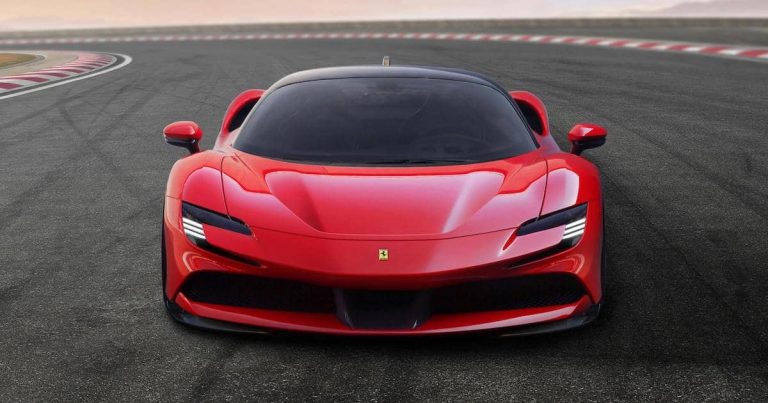 New Ferrari SF90 Stradale is a 1,000hp plug-in hybrid