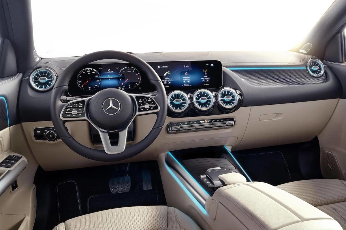 2020 Mercedes-Benz GLA 03 | The Car Expert