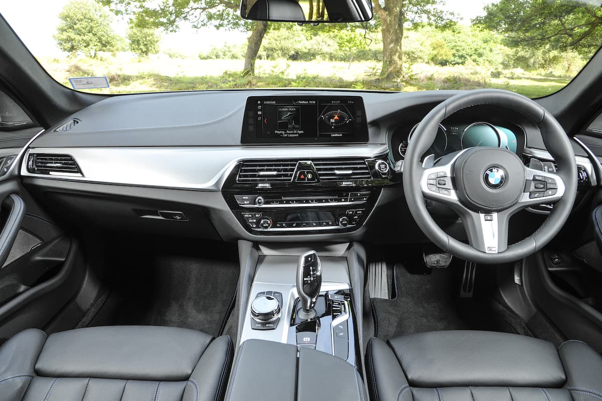 BMW 5 Series (2017) - interior and dashboard
