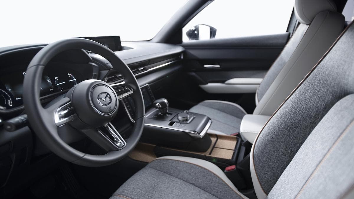 Mazda MX-30 - interior