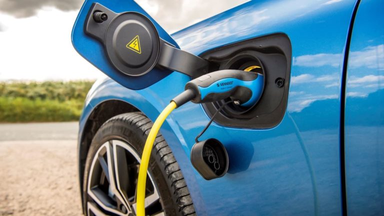 Volvo expands plug-in hybrid line-up