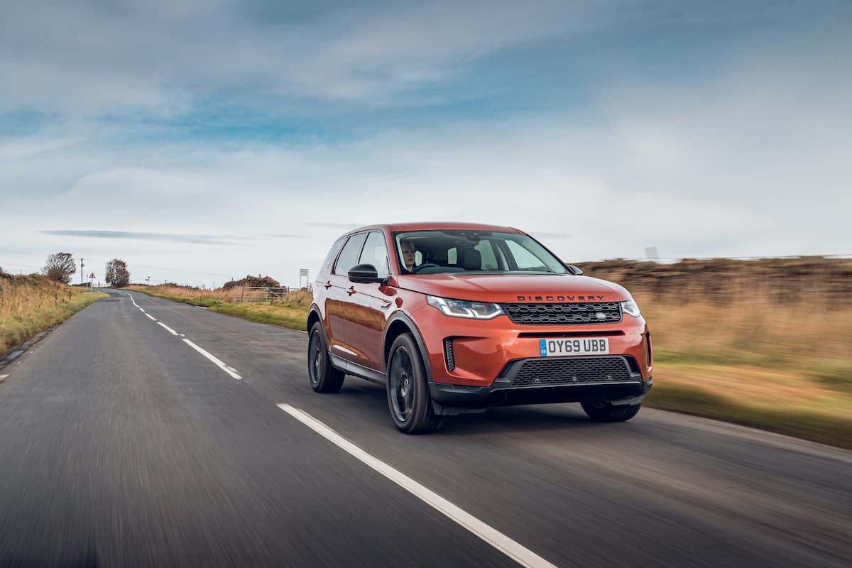Land Rover Discovery Sport (2019) front | The Car Expert