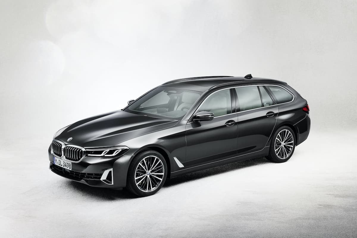 2020 BMW 5 Series Touring - front