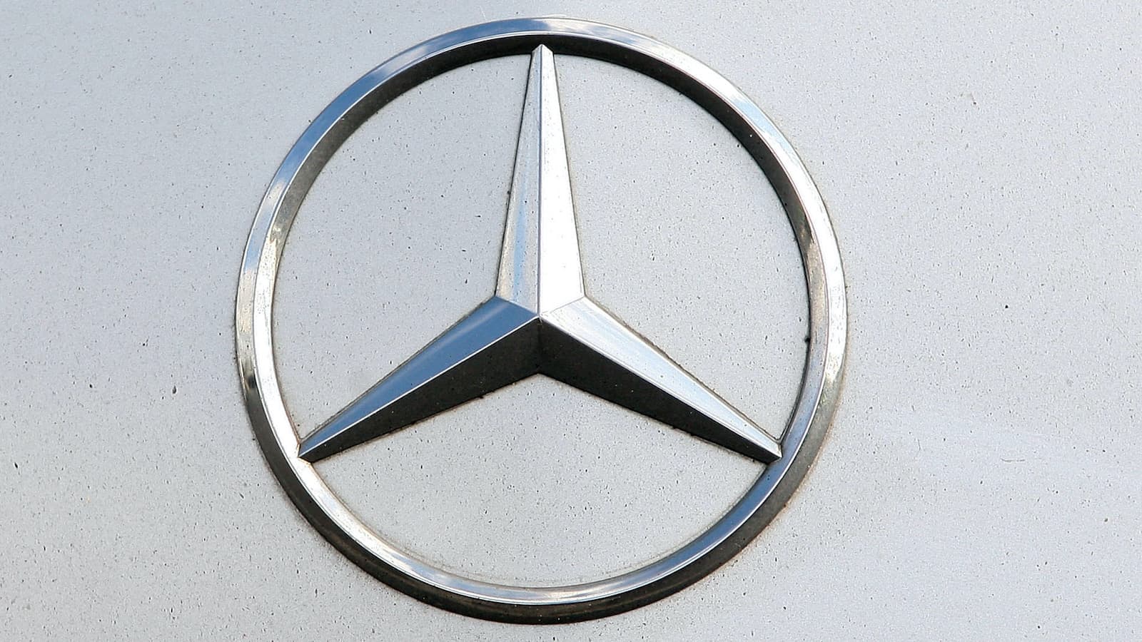 Mercedes-Benz logo | The Car Expert