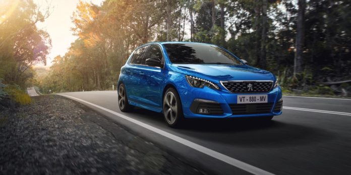 Updated Peugeot 308 revealed