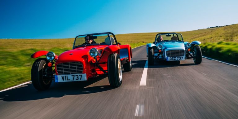 Caterham reveals retro-themed Super Seven 1600