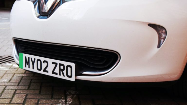 Green number plates for electric cars on the way