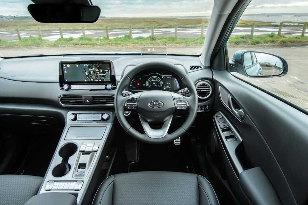 Hyundai Kona Electric (2018 - 2020) - interior and dashboard