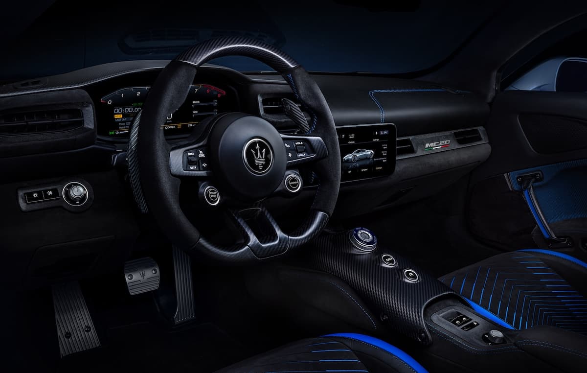 Maserati MC20 interior and dashboard