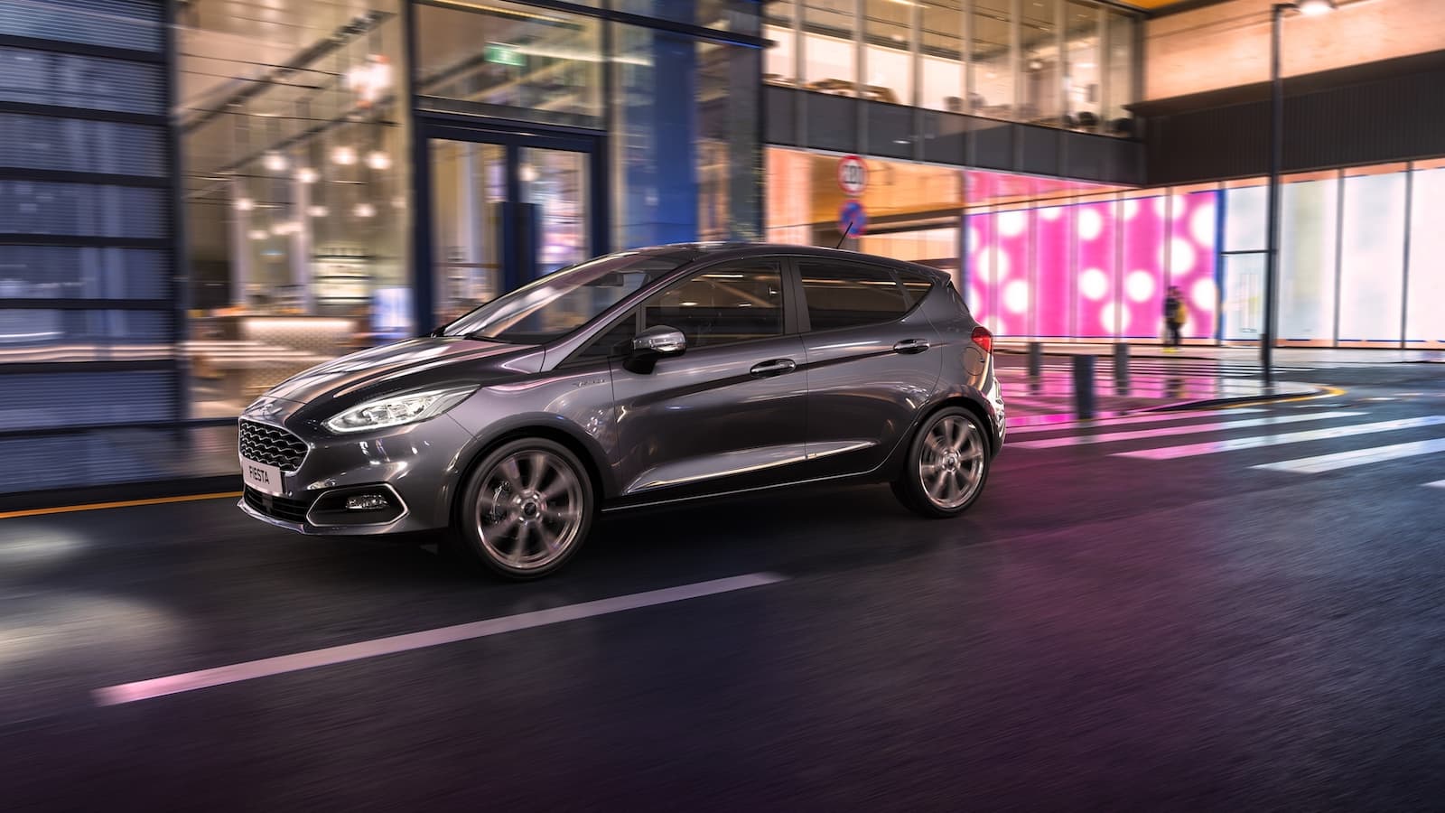 Ford Fiesta at night | August 2020