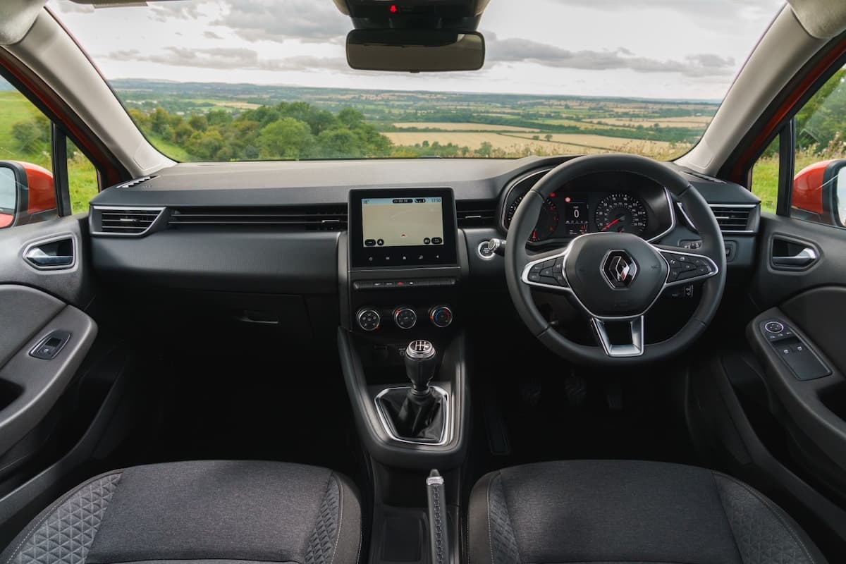 Renault Clio (2019 onwards) - interior and dashboard