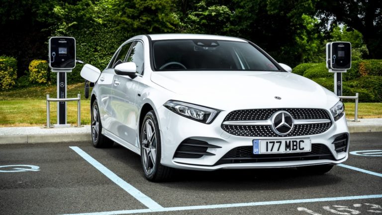 New car sales hold steady in October