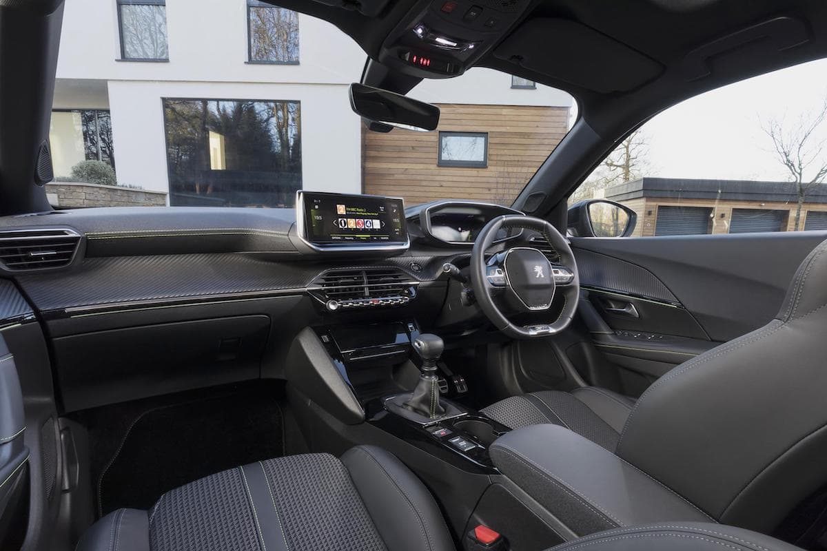 2020 Peugeot 2008 review - front seats