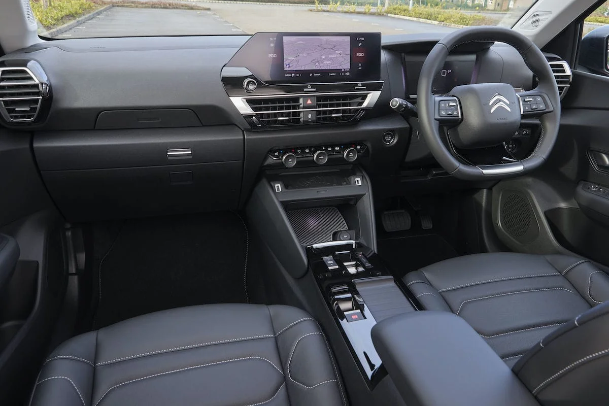 Citroën C4 (2021 onwards) - interior and dashboard