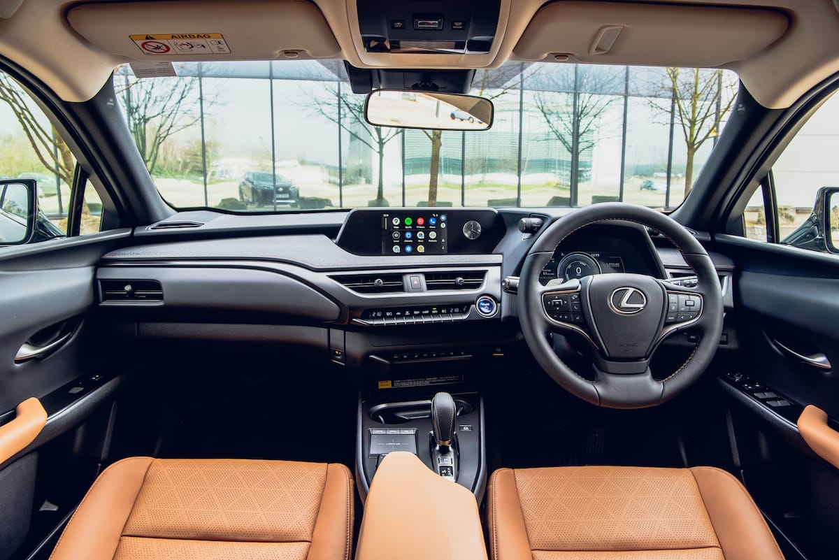 Lexus UX Electric | Lexus UX 300e (2020 onwards) – interior and dashboard