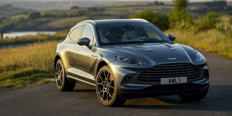 Aston Martin DBX