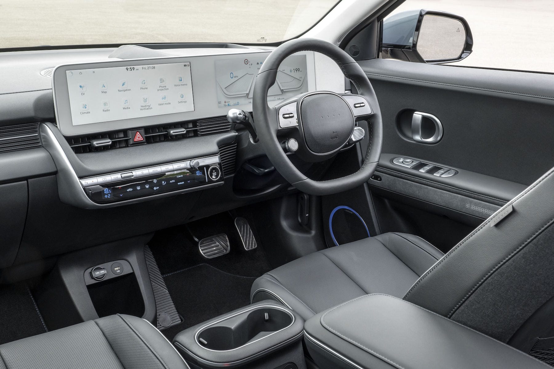 Hyundai Ioniq 5 (2021 onwards) – interior and dashboard
